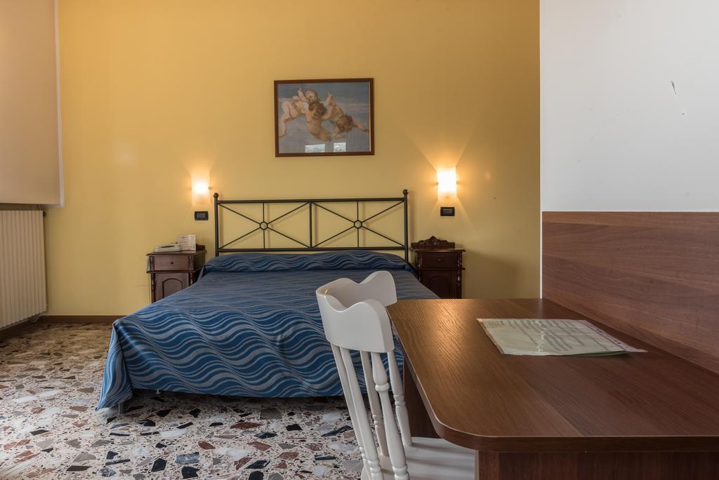 Albergo Carpino Mangone  Kültér fotó
