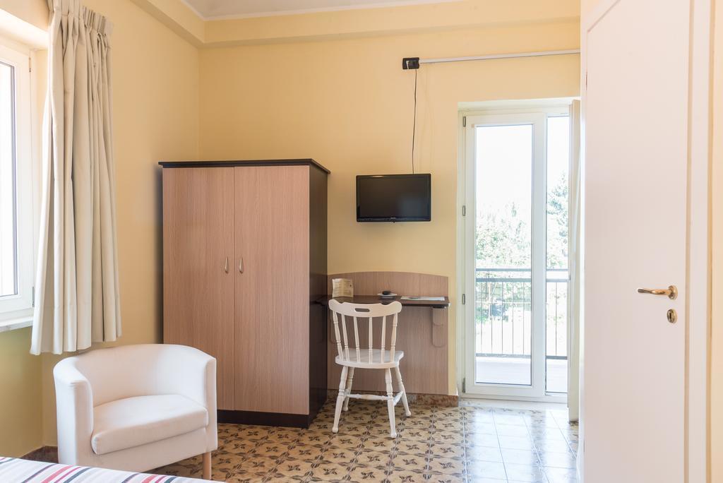 Albergo Carpino Mangone  Kültér fotó