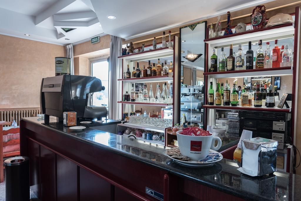 Albergo Carpino Mangone  Kültér fotó